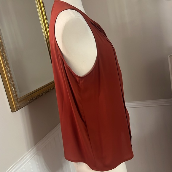 J Crew Sleeveless Rust Colored Tank Top Blouse. Large. - Picture 4 of 7